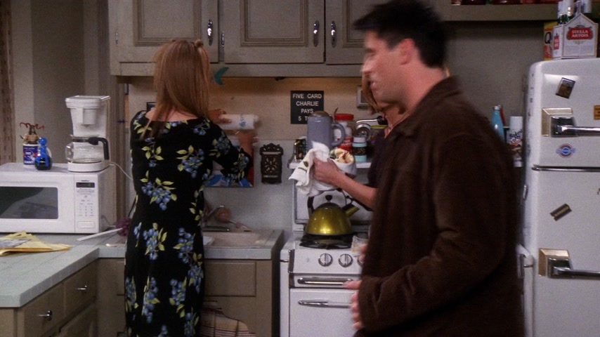 Эпизод с библиотечной книгой Росса | Друзья | Сезон: 07 | Эпизод: 07