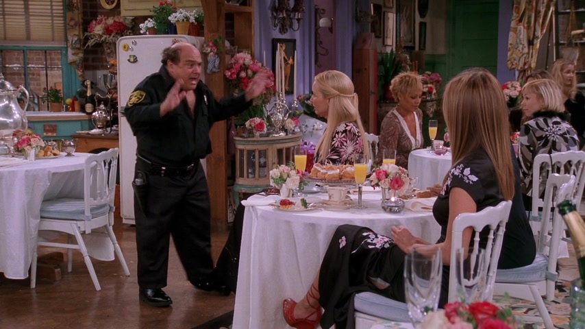 Эпизод, где стриптизёр плачет | Друзья | Сезон: 10 | Эпизод: 11